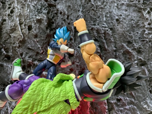 S.H.Figuarts 『龙珠超 布罗利』 布罗利-超- 