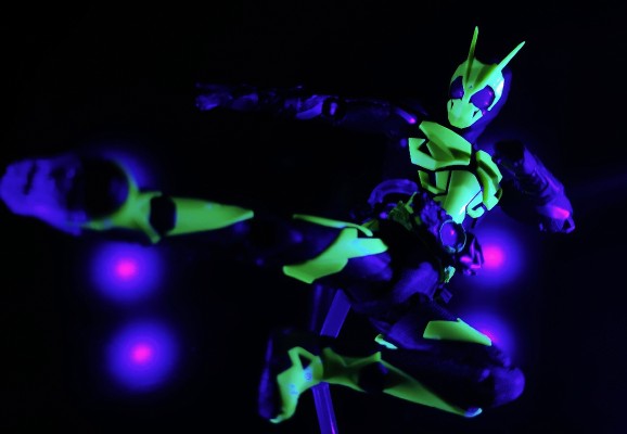 S.H.Figuarts 假面骑士零一 假面骑士零一 高跃飞蝗