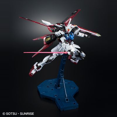 MG 机动战士高达SEED Aile Strike强袭高达 Ver. RM Clear Color ver. 