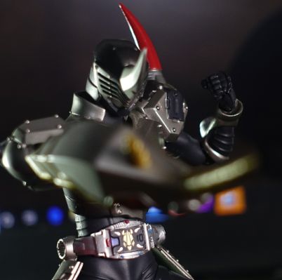 figma #SP-25 カメンRider 龙骑士 仮面Riderト拉丝特 