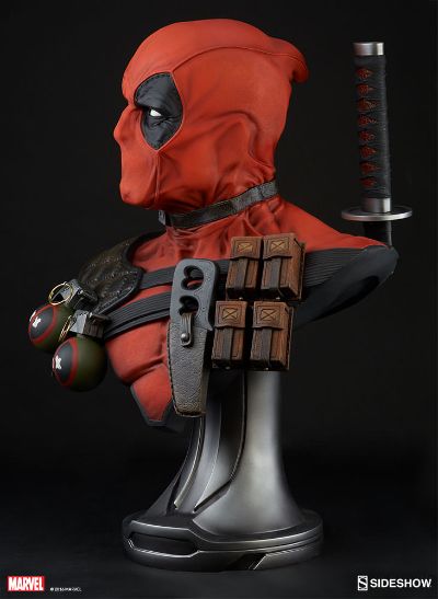 400292 1/1 28寸 死侍 胸像