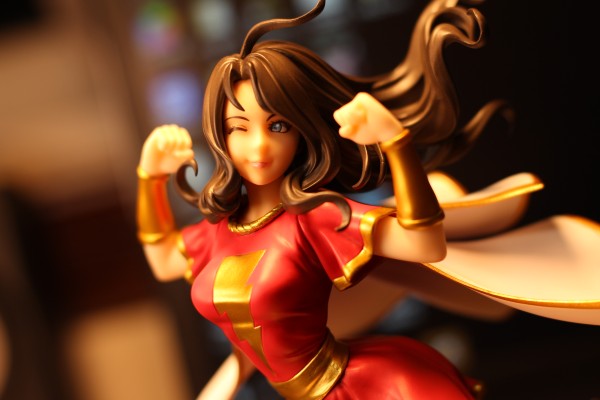 美少女雕像 正义联盟 神奇玛丽