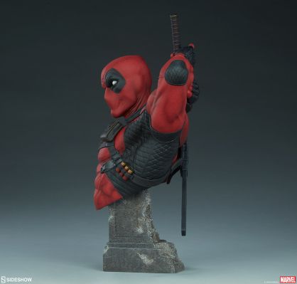 400346 11寸 死侍 胸像