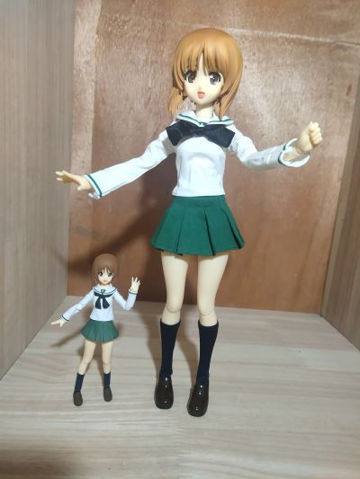 REAL ACTION HEROES No.682 RAH 少女与战车 西住美穗