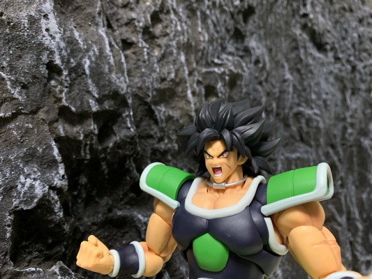 S.H.Figuarts 布罗利 -超-