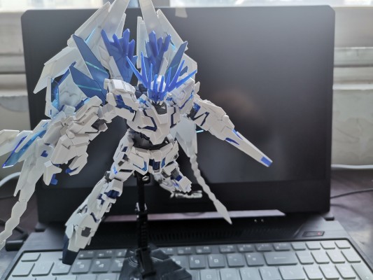 HGUC 1/144 机动战士高达UC RX-0 完美独角兽高达（毁灭模式）