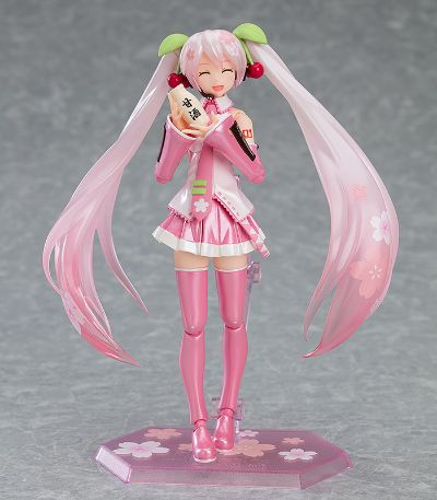 figma#EX-061 VOCALOID 初音未来 樱花未来