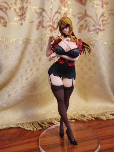 吸血女教师的眷属生活 赤目恋花