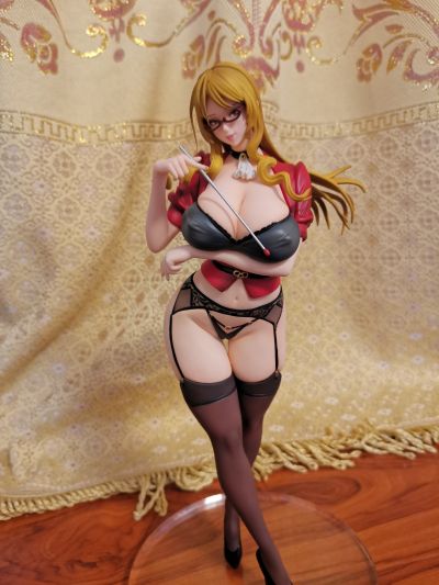 吸血女教师的眷属生活 赤目恋花