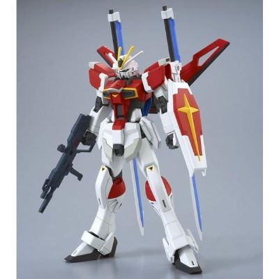 HGCE  机动战士高达SEED DESTINY 巨剑型脉冲高达