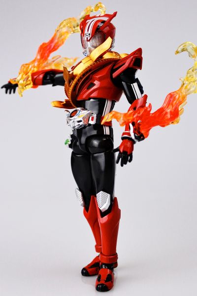 S.H.Figuarts   假面骑士驰骑 技术型