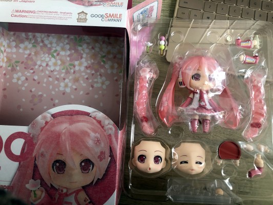 黏土人DOLL VOCALOID 初音未来 樱初音