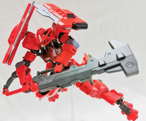 HG 机动战士高达 铁血的奥尔芬斯 月钢 月钢高达原型机