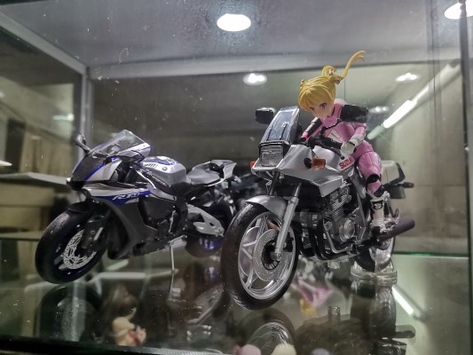 S.H.Figuarts 铃乃木凛（骑手套装）&GSX400S KATANA摩托车