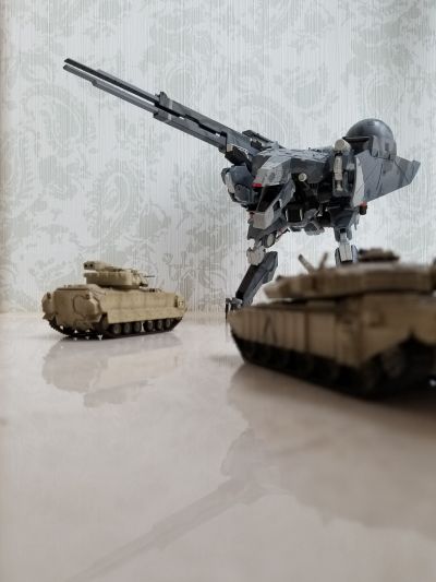 RIOBOT METALGEARSOLID V：THE PHANTOM PAIN メタ洛奇亚 サヘラントロプス