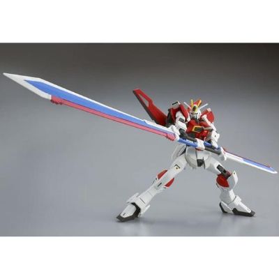 HGCE  机动战士高达SEED DESTINY 巨剑型脉冲高达