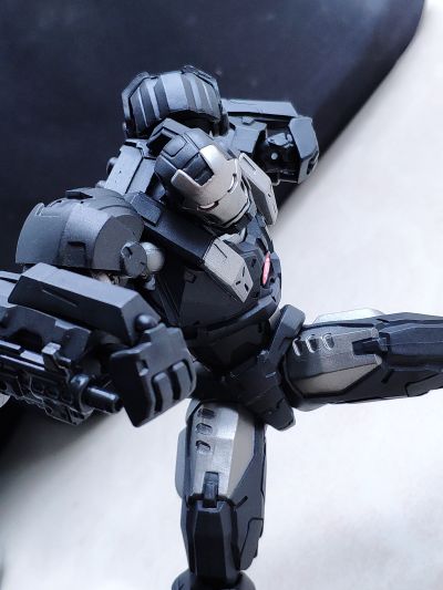 转轮科技 钢铁侠 战争机器