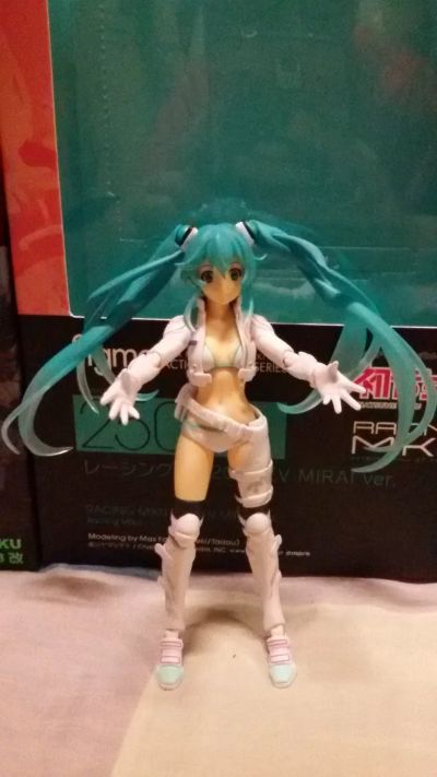 figma#250 GOOD SMILE Racing 初音未来2014 EV MIRAI Ver.
