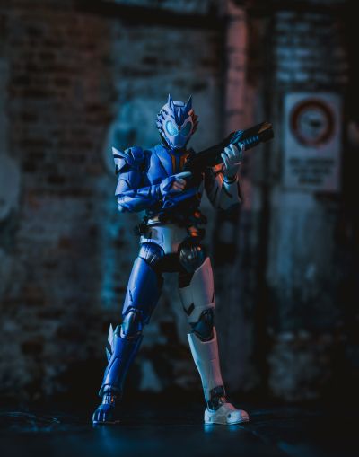 S.H.Figuarts 假面骑士：零一 假面骑士巴尔坎 射击之狼