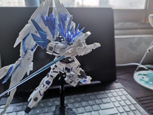 HGUC 1/144 机动战士高达UC RX-0 完美独角兽高达（毁灭模式）