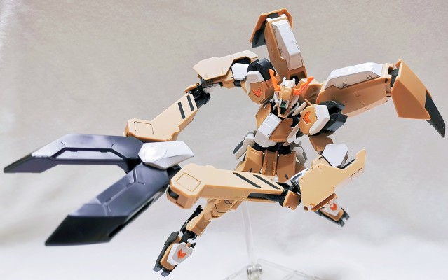 HG 机动战士高达 铁血的奥尔芬斯 ASW-G-11 古辛高达 深度重锻型