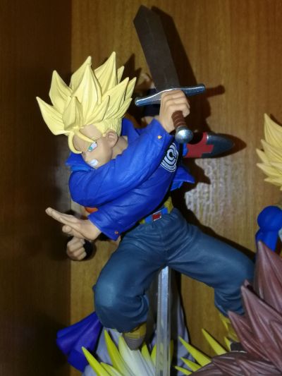 Absolute Perfection Figure 龙珠Z 未来的特兰克斯