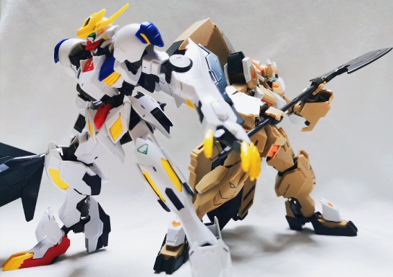 HG 机动战士高达 铁血的奥尔芬斯 ASW-G-11 古辛高达 深度重锻型