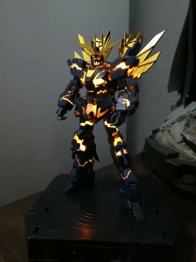 RG RX-0 独角兽高达二号机报丧女妖·命运女神（毁灭模式）（发光固态塑像）