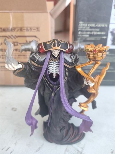 OVERLORD 	安兹·乌尔·恭