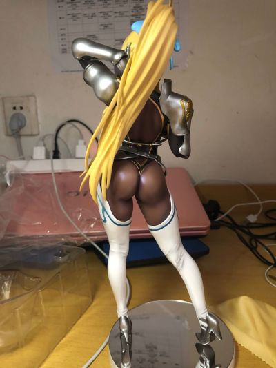 巨乳幻想外传 艾希斯・彼得罗夫娜・艾莲斯卡亚