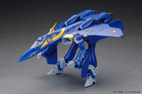 超时空要塞Plus YF-21