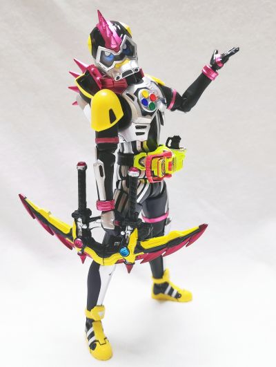 S.H.Figuarts 假面骑士：艾克赛德 假面骑士极速狂飙 摩托玩家 等级0