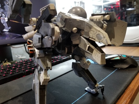 潜龙谍影5 幻痛 核武机甲 乍得沙赫人 赛伦多隆号