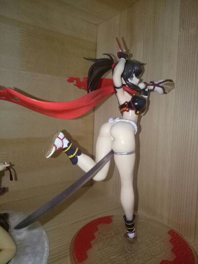 女皇之刃 リベリオンP-9 戦神の侍イズミ