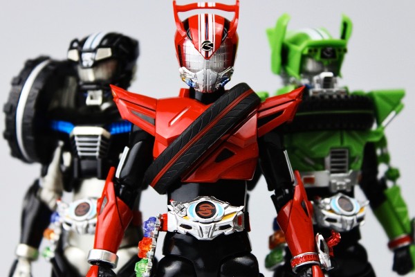 S.H.Figuarts   假面骑士驰骑 技术型