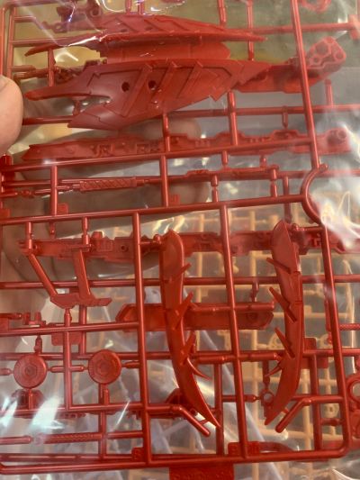 机甲少女 猩红魔鹫 龙颚