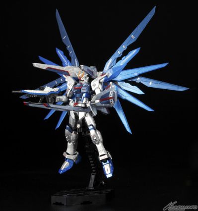 RG  自由高达 特制版