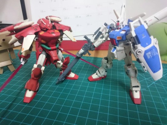 GUNDAM FIX FIGURATION ＃0010 机动战士高达0083 星辰的回忆 GP04G 高达试作4号机“非洲菊”&  AGX-04 红色角马