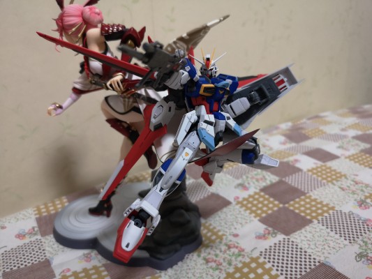 RG 1/144 威力型脉冲高达 / 强攻型脉冲高达