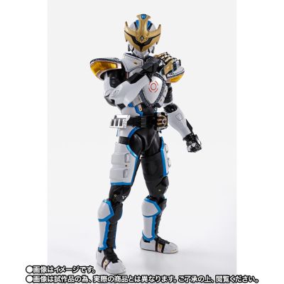 S.H.Figuarts（真骨雕制法） 假面骑士战骑 保全模式/爆发模式 (红音也)