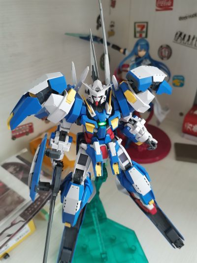 MG 1/100  雪崩型能天使高达冲击装