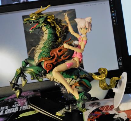 KT Project KT-002 竹谷隆之自在置物 麒麟 着彩版