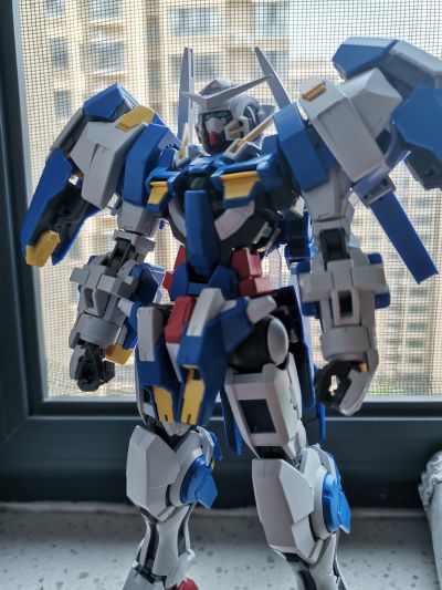 MG 1/100  雪崩型能天使高达冲击装