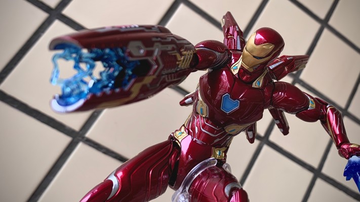 S.H.Figuarts 复仇者联盟2奥创纪元 钢铁侠 四十五号装甲