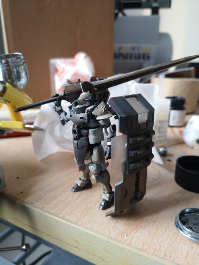 六角机牙 牙机将 装甲型：骑士 白色