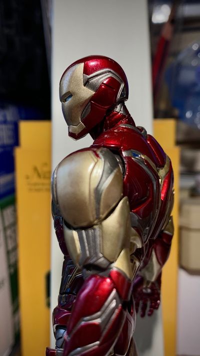 S.H.Figuarts 复仇者联盟2奥创纪元 钢铁侠 四十五号装甲