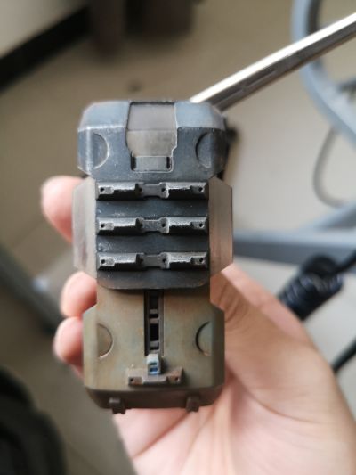 六角机牙 牙机将 装甲型：骑士 白色