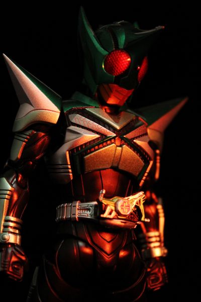 S.H.Figuarts(真骨雕制法) 假面骑士甲斗王 假面骑士踢蝗