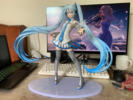 B-style 虚拟歌手系列01 初音未来 雪未来