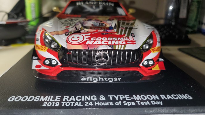 1/18 GOODSMILE RACING & TYPE-MOON RACING 2019 SPA24H 测试会Ver.